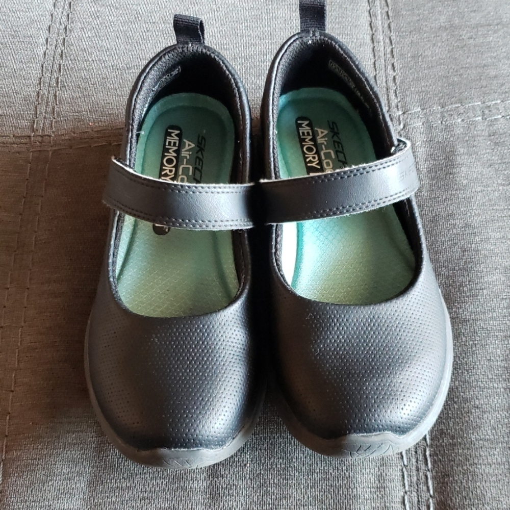 Skechers Microburst  Scholar Holler